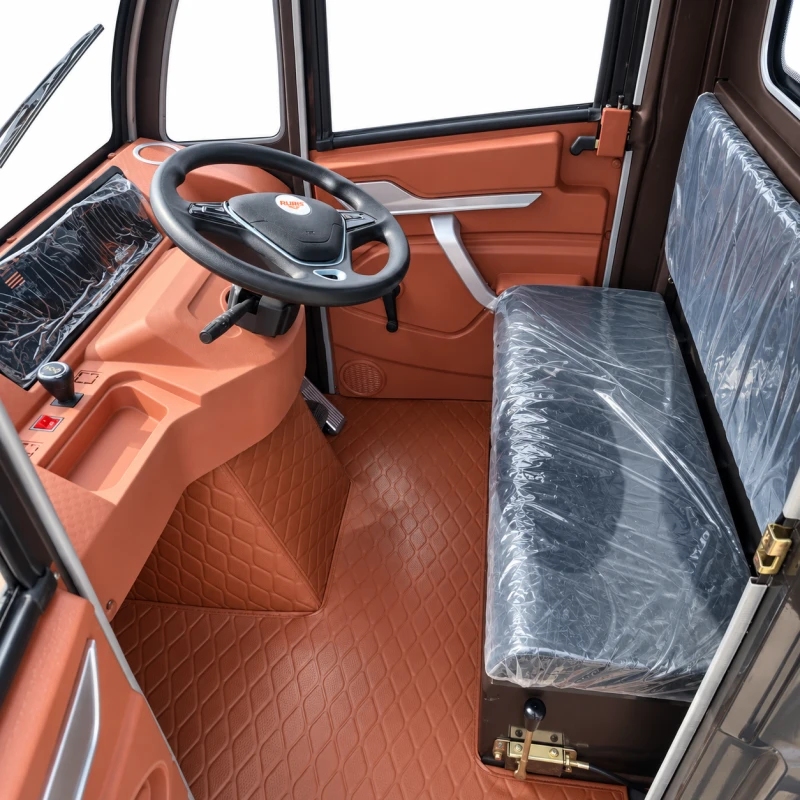 Triciclu Electric Cargo RURIS PILOT 4000C, 2500W, Autonomie 60 km, Volan, Baterie 72V, viteza maxima de 25 km/h, fara permis