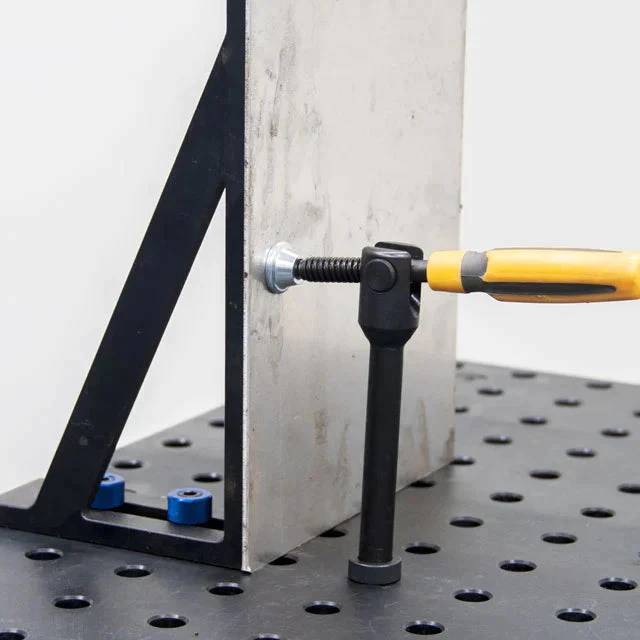 Clema T-Post pivotanta masa sudura, Strong Hand, T61670 Pivoting T-Post Clamp, gauri 16 mm