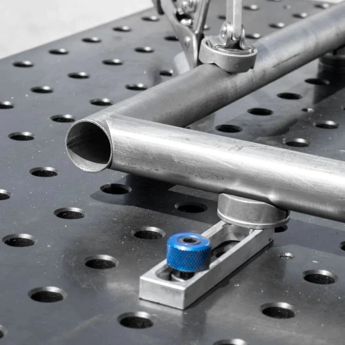 Opritor D masa sudura, Strong Hand, T60630 D-Stop Bar, gauri 16 mm, aluminiu, grosime 11.5 mm, usor