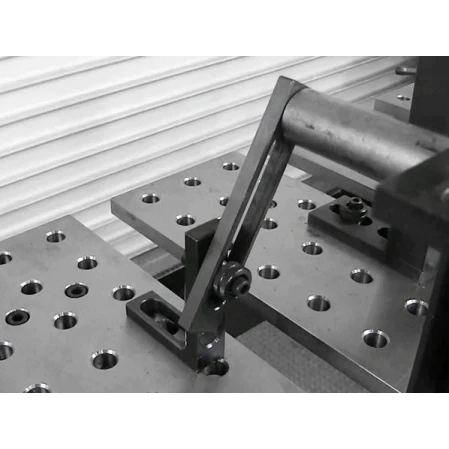 Opritor drept, Strong Hand, T60517 Straight Edge Stop, gauri 16 mm, 250 x 25 x 11 mm, fante lungi, reglabil