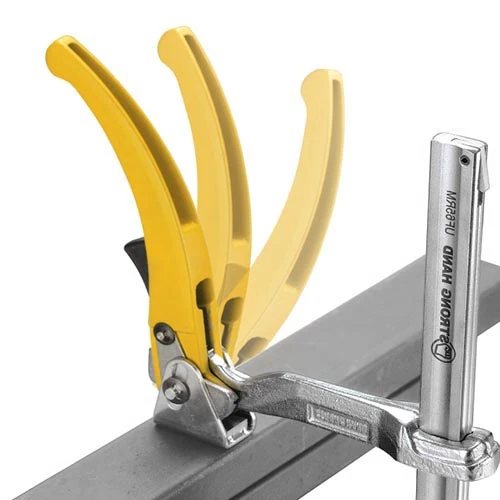 Clema strangere tip J clichet, Strong Hand, UF100JRM, retur J 76 mm, prindere rapida, rezistenta vibratii, torsiune